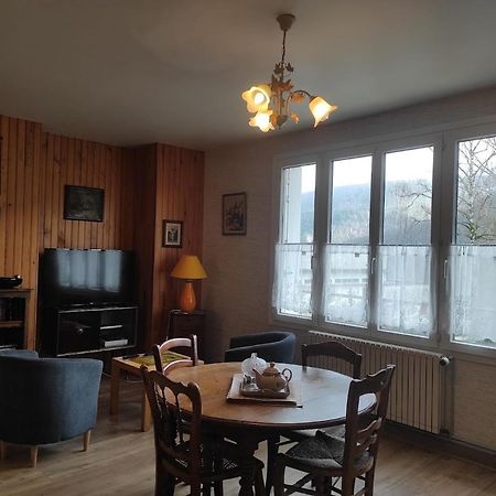 La Lisiere Appartement 2 Chambres Revin Kültér fotó