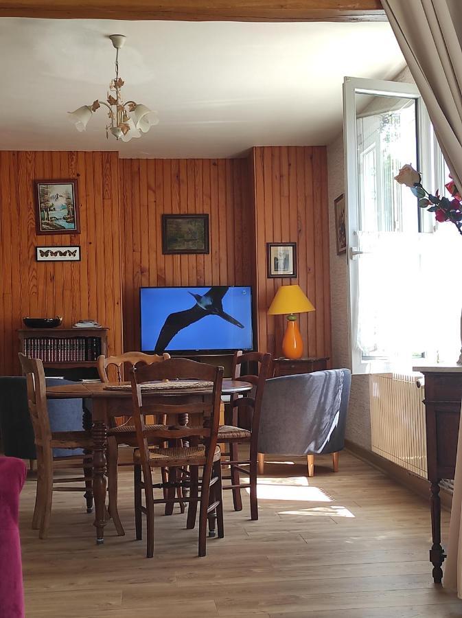 La Lisiere Appartement 2 Chambres Revin Kültér fotó