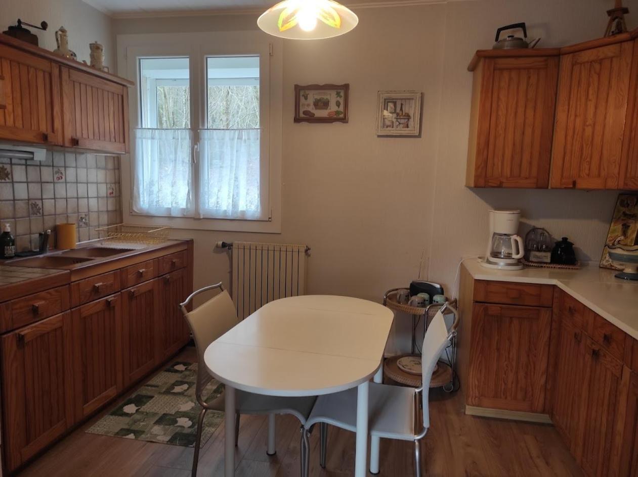 La Lisiere Appartement 2 Chambres Revin Kültér fotó